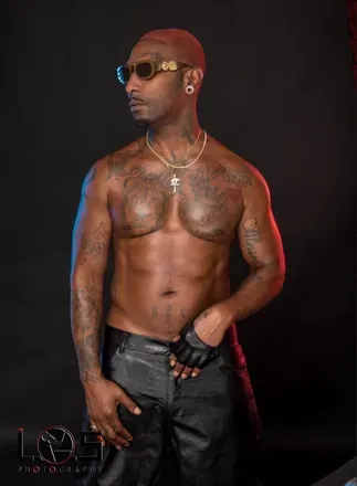 OnlyFans account  pure_romancexxx avatar 1