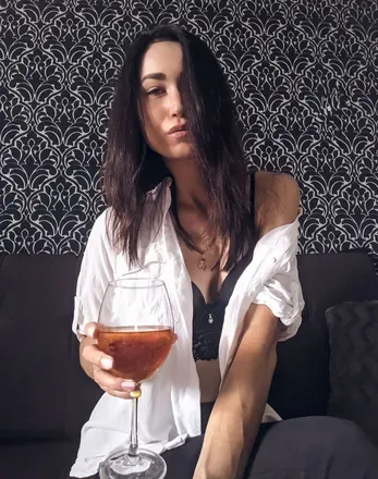 OnlyFans cuenta nika_odi header 2