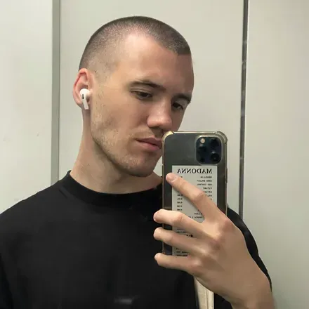 OnlyFans cuenta sth_bsl avatar 1