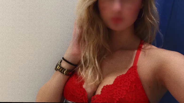 OnlyFans cuenta melanierosexx header 2