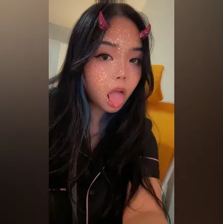 OnlyFans account  fraudrelia avatar 1