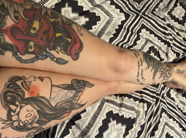 OnlyFans cuenta tattooed_witch header 2