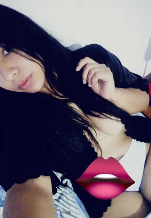 OnlyFans cuenta kirakiss_ass header 2