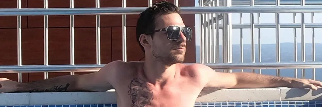 OnlyFans account  valenderrr header 2