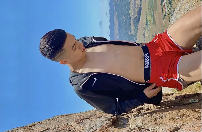 OnlyFans cuenta obviouslyisaias header 2