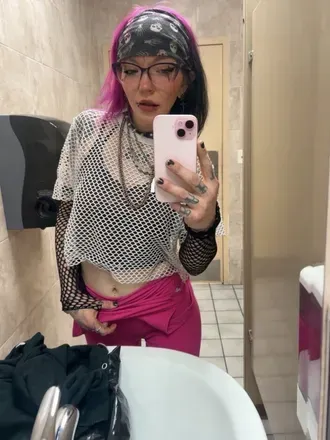 OnlyFans cuenta bbydoll_98 avatar 1