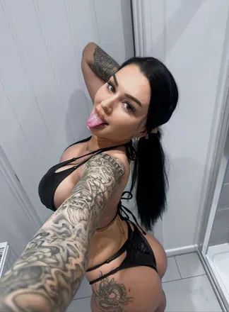 OnlyFans cuenta emilypaigexx previous_avatars_1 3