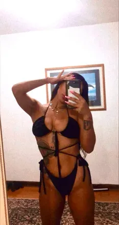 OnlyFans account  itenny avatar 1