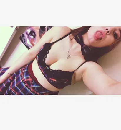 OnlyFans cuenta lustylottie header 2