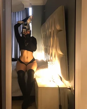 OnlyFans cuenta iamzoexx header 2