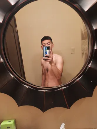 OnlyFans cuenta arguello8 header 2