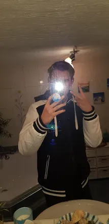 OnlyFans account  u182505371 avatar 1