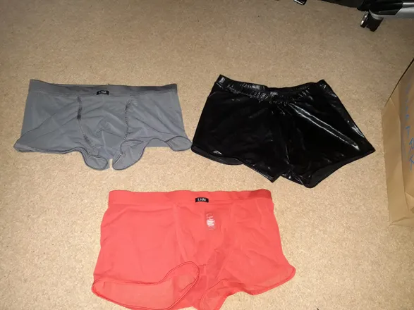 OnlyFans cuenta undies_guy92 header 2