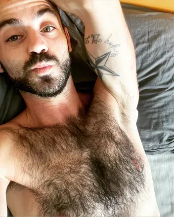 OnlyFans account  hairyfrenchgay avatar 1