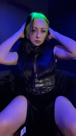 OnlyFans account  thespicycapsfree avatar 1
