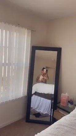 OnlyFans cuenta urfavbratkhloe avatar 1