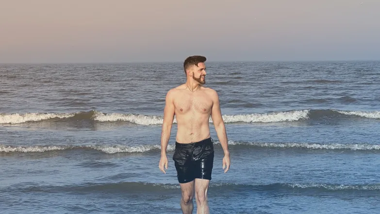 OnlyFans cuenta aj.onmyfeet header 2