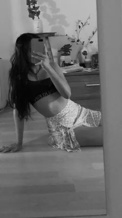 OnlyFans cuenta vivimr header 2