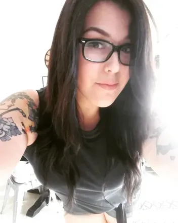 OnlyFans cuenta themisfitwife avatar 1