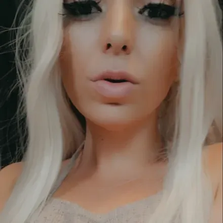 OnlyFans cuenta xxxcupcakexxx avatar 1