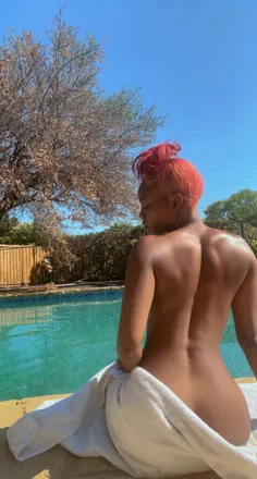 OnlyFans account  hiitsmemolly header 2