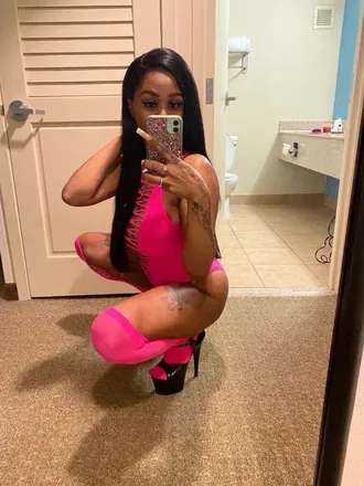 OnlyFans cuenta alleyesonme_412 avatar 1