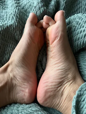 OnlyFans cuenta rosypies header 2