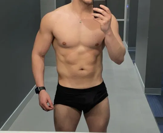 OnlyFans cuenta mr.fitguy header 2