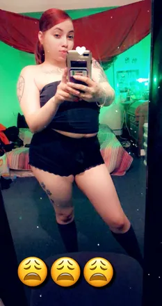 OnlyFans cuenta smallnscrumscious header 2