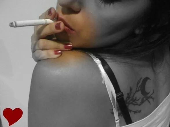 OnlyFans cuenta karolinecol header 2