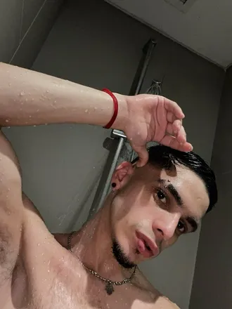 OnlyFans cuenta emabrown.off header 2