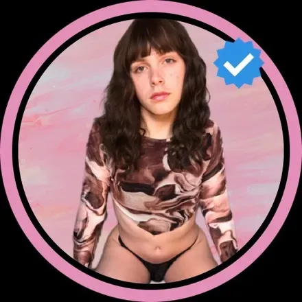 OnlyFans cuenta emilyinfebruary avatar 1