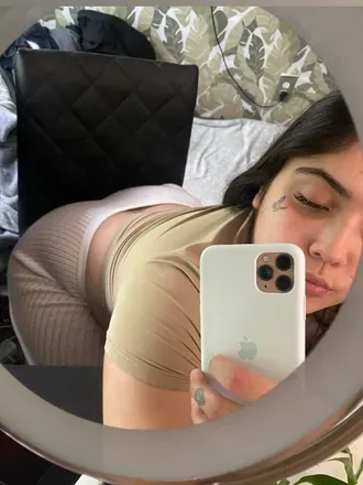 OnlyFans cuenta badbitchesneverdiehoe avatar 1