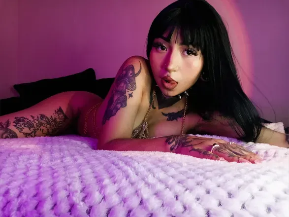 OnlyFans cuenta minie_me header 2