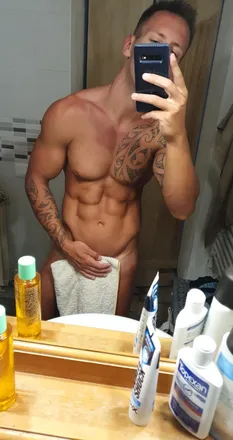 OnlyFans account  andreamask header 2