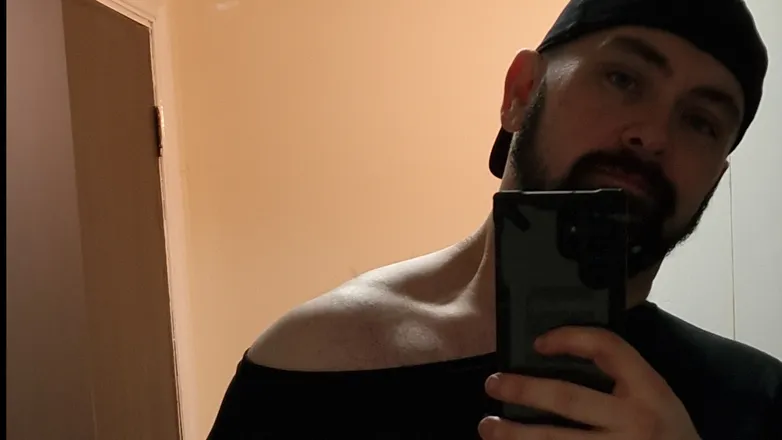 OnlyFans account  thecommandingcub header 2