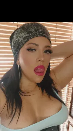 OnlyFans cuenta arya_star avatar 1