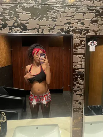 OnlyFans cuenta the0fficialyazz2 avatar 1