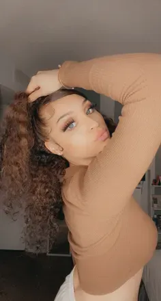 OnlyFans cuenta crowned_curlzx avatar 1