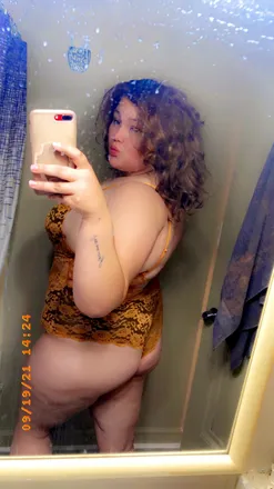 OnlyFans cuenta bigpurrwetkitty header 2