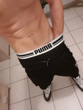 OnlyFans cuenta freegunkiff30 header 2