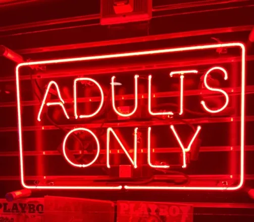 OnlyFans cuenta yourlocalteaser header 2