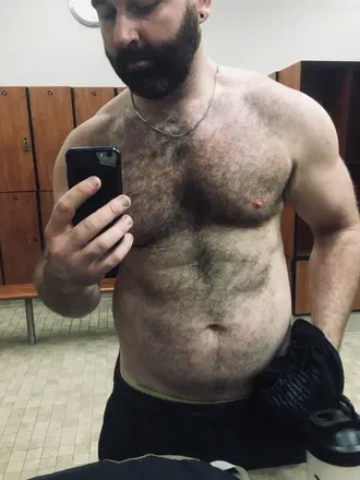 OnlyFans account  hunterbear avatar 1