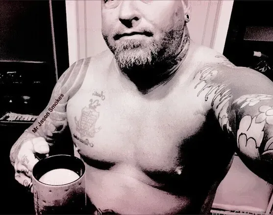 OnlyFans cuenta mrhotsmokesfree avatar 1