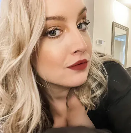 OnlyFans cuenta elizabethcastravet avatar 1