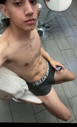 OnlyFans cuenta eddyprettyboi header 2