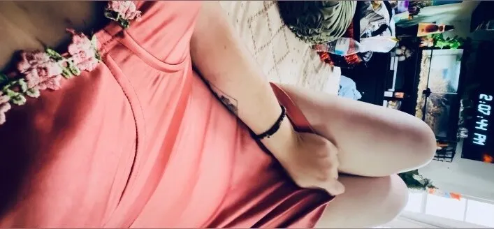 OnlyFans cuenta peridotprincess header 2
