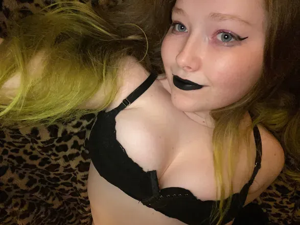 OnlyFans cuenta gothic666kittyy header 2