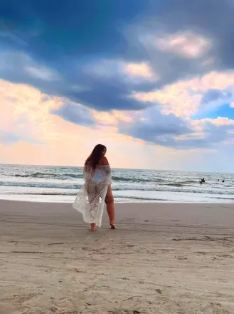OnlyFans account  colombian.curvy header 2