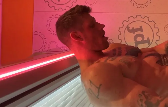 OnlyFans cuenta desirable_danny header 2